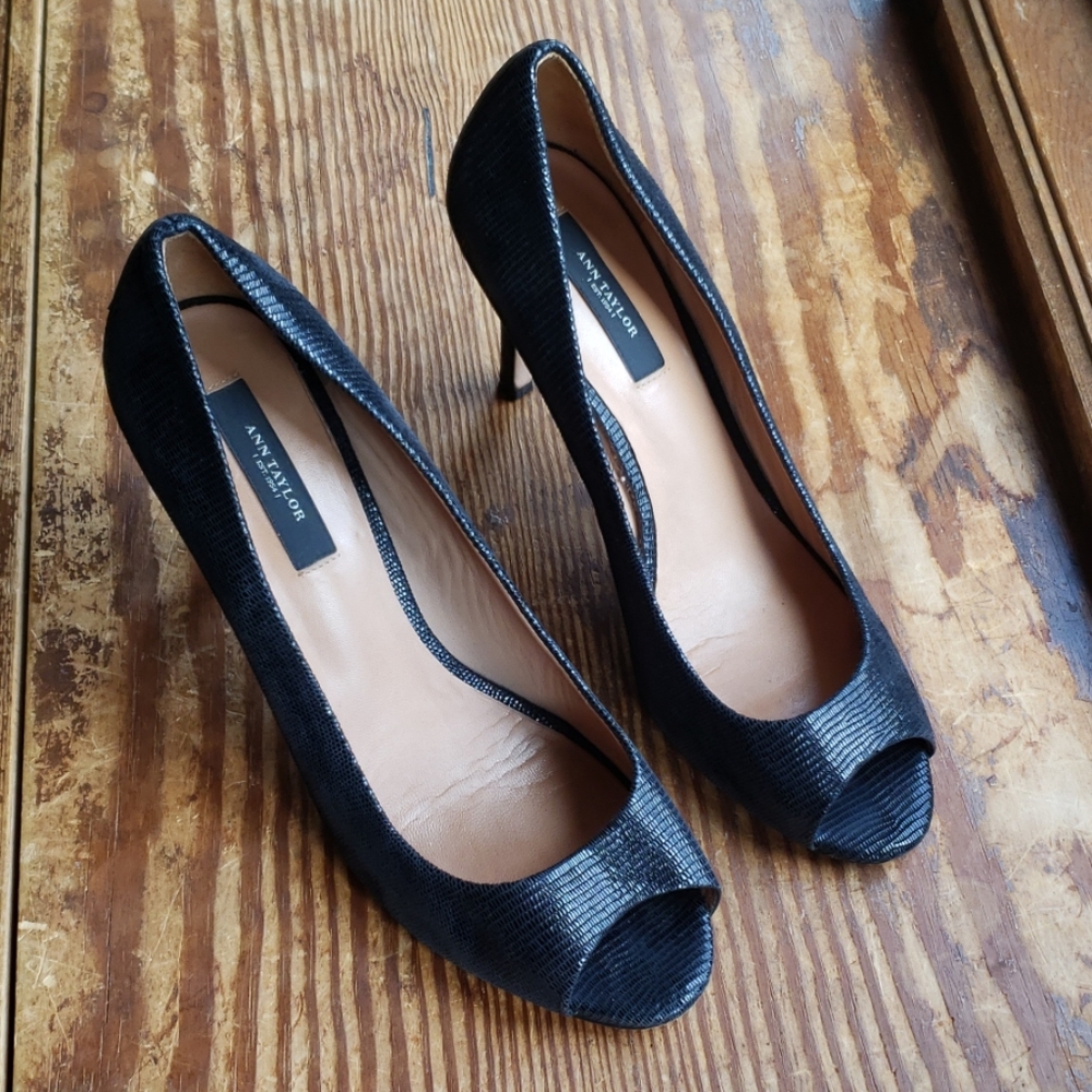 ANN TAYLOR Peep Toe Heels/Pumps